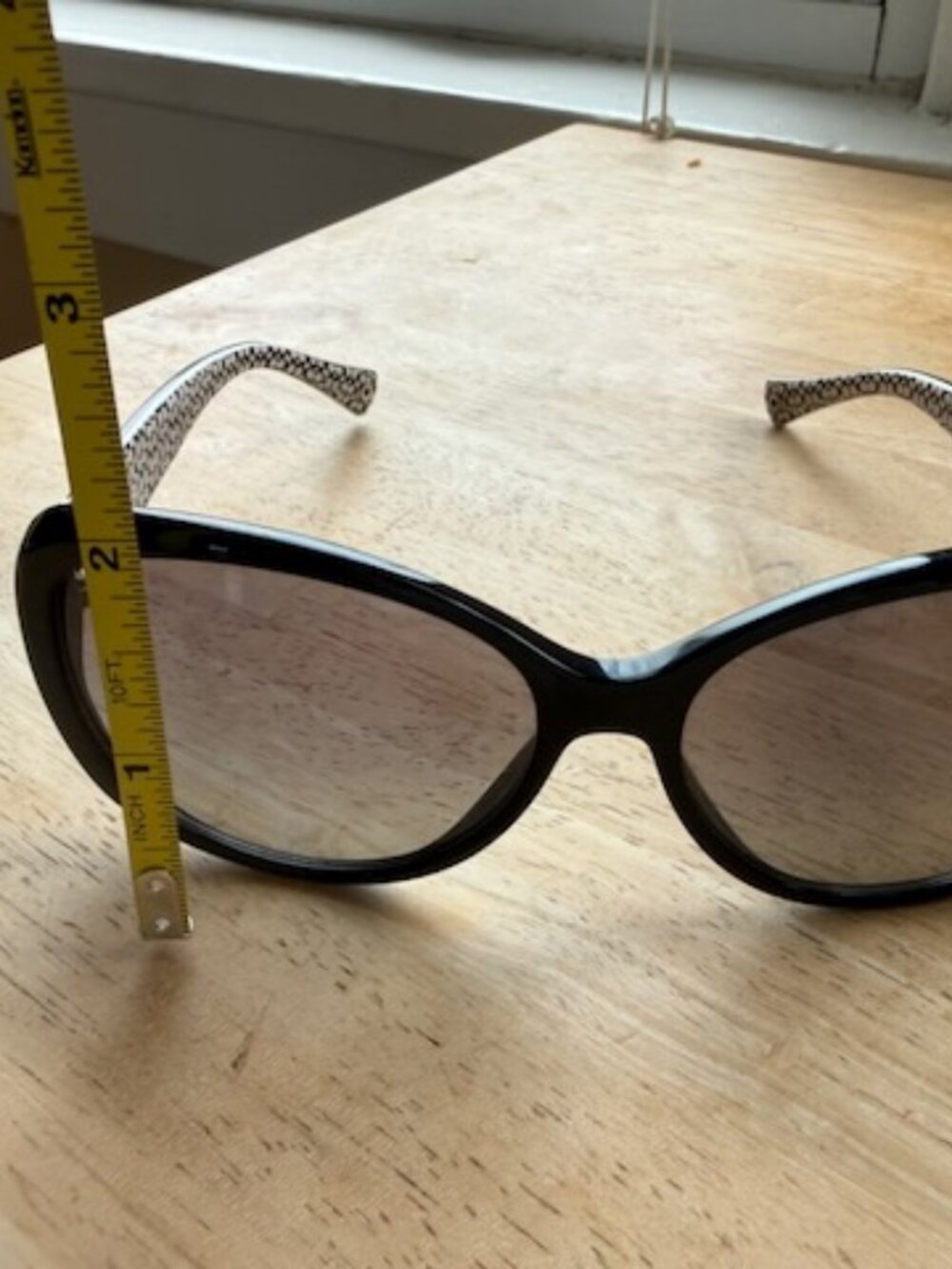 Coach Women's Sunglasses Black Frames + Gray Lenses - Picture 5 of 7